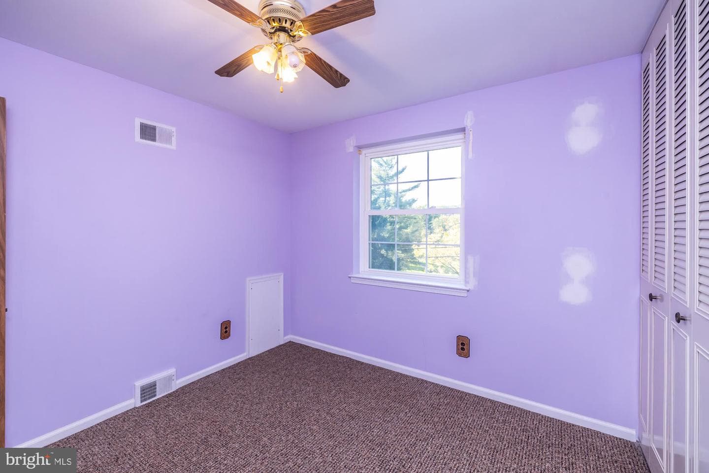110 Glamorgan Court photo 33