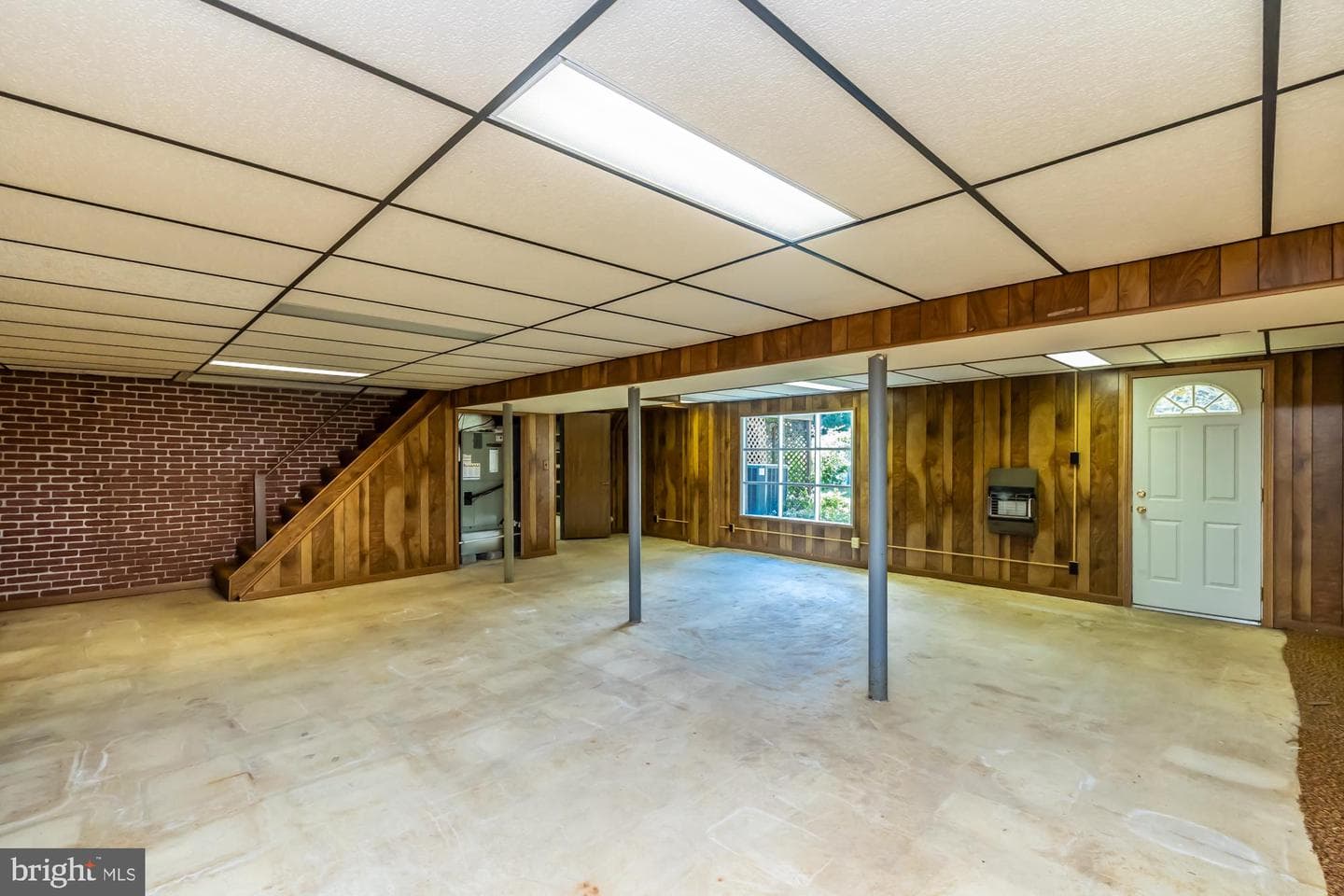 110 Glamorgan Court photo 41