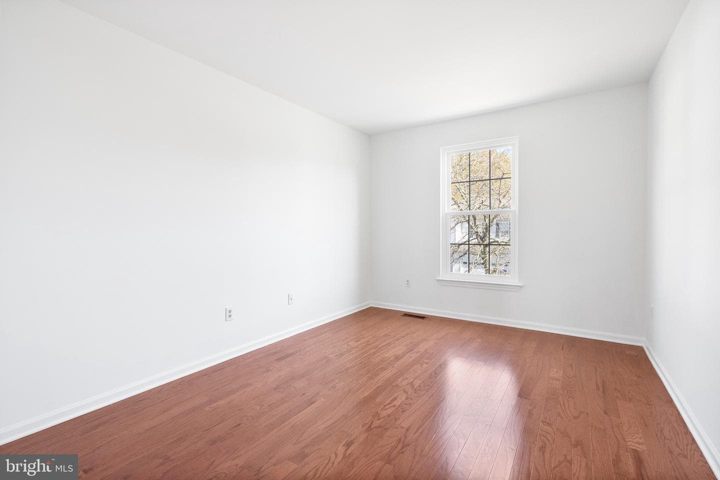 21 N Danbury Circle photo 32