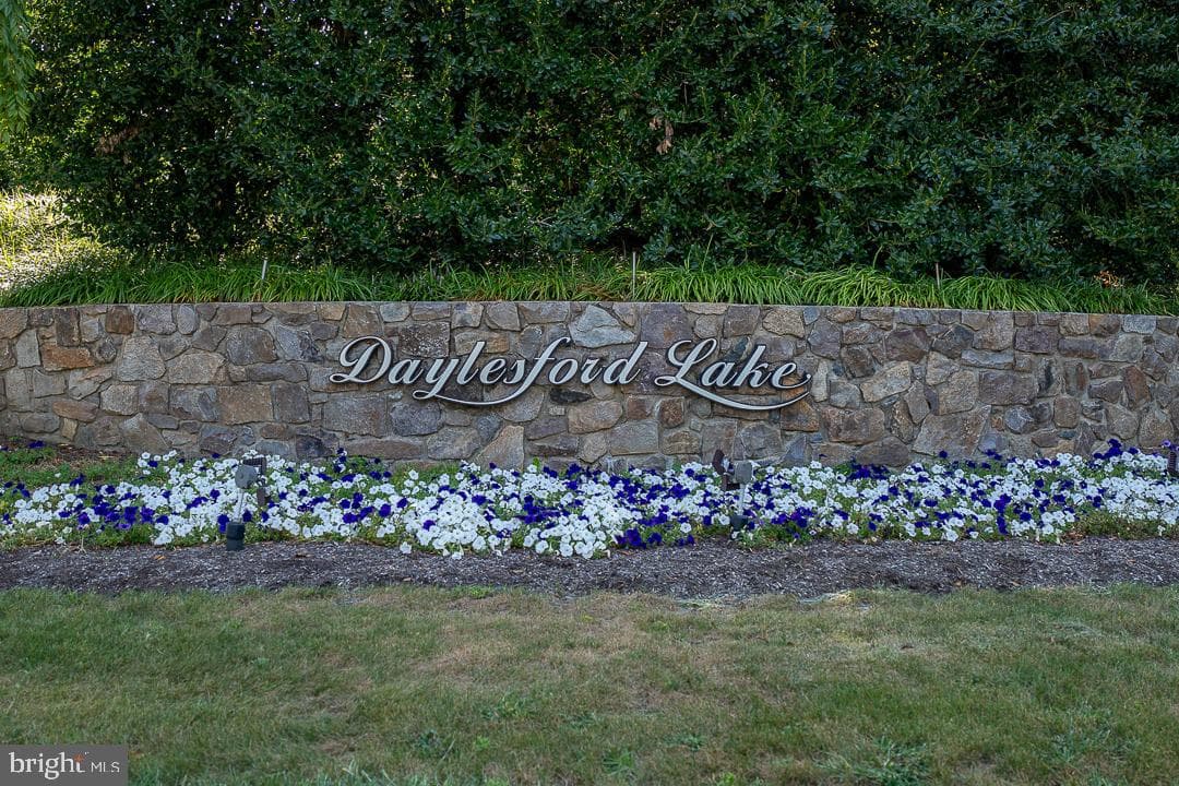 20 Daylesford Boulevard photo 58