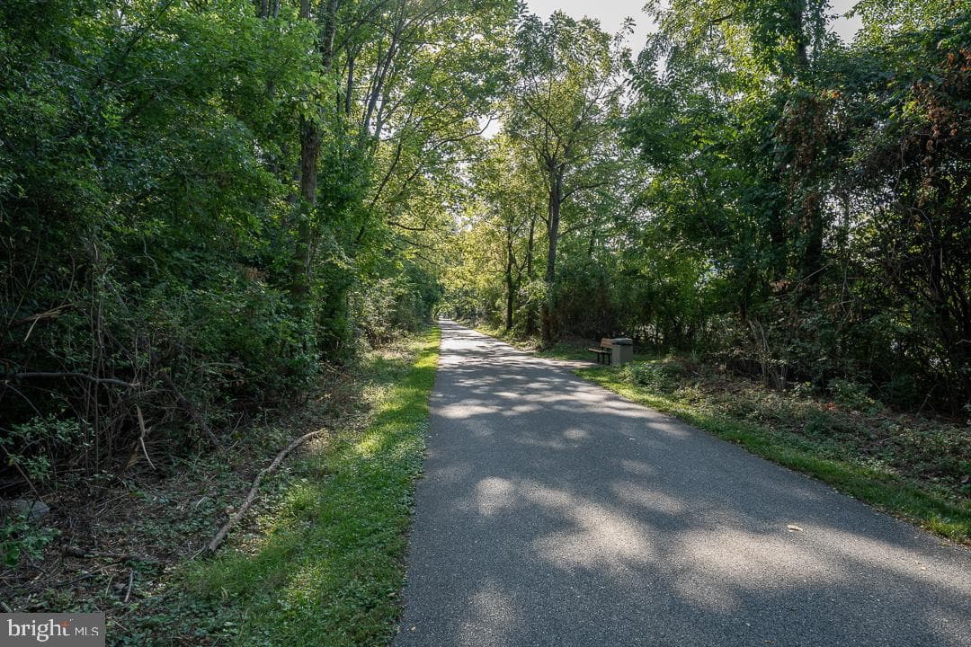 20 Daylesford Boulevard photo 61