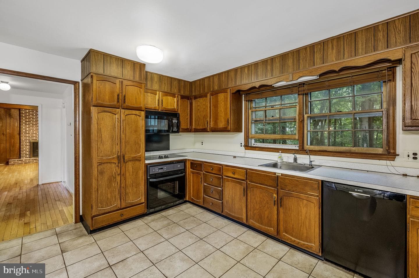 112 Reynard Drive photo 5