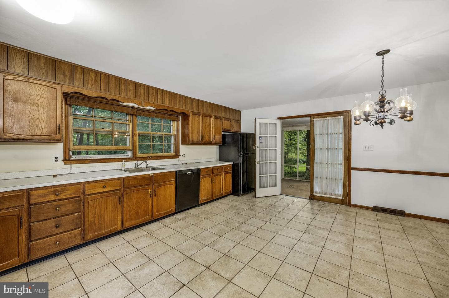 112 Reynard Drive photo 6