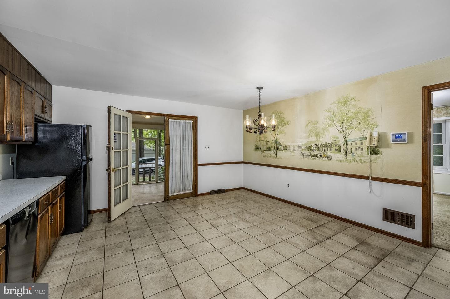 112 Reynard Drive photo 8