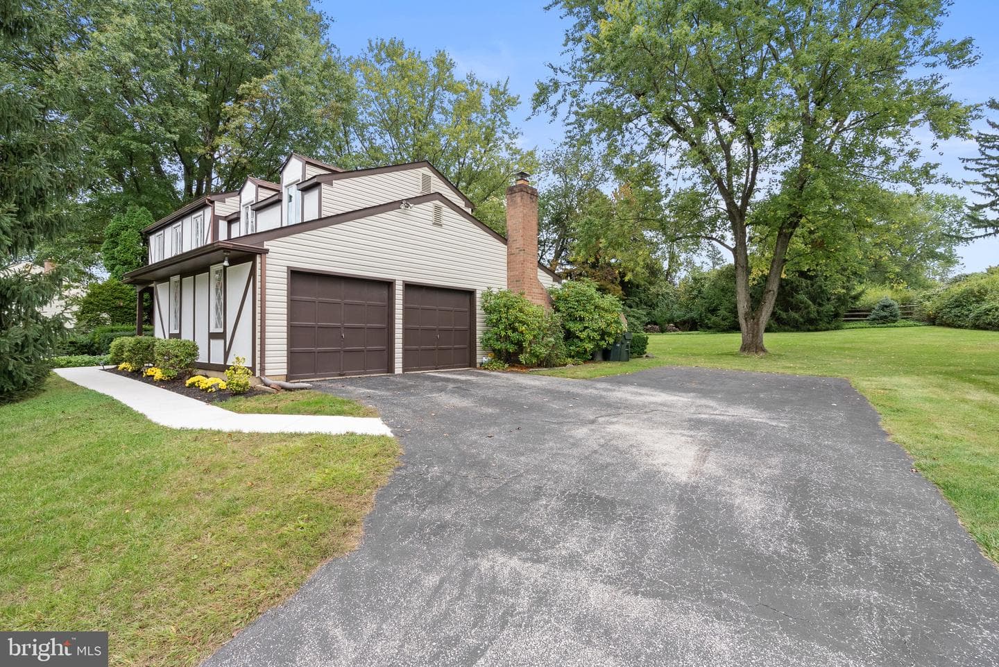 1538 Bancroft Drive photo 4