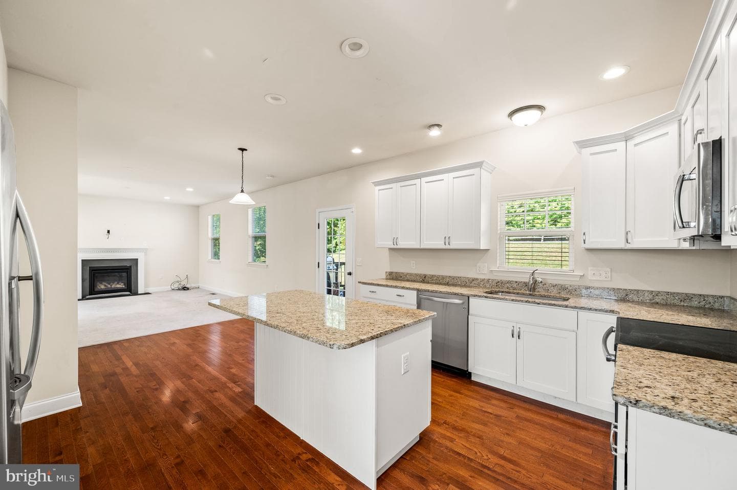 3121 Silbury Hill photo 8