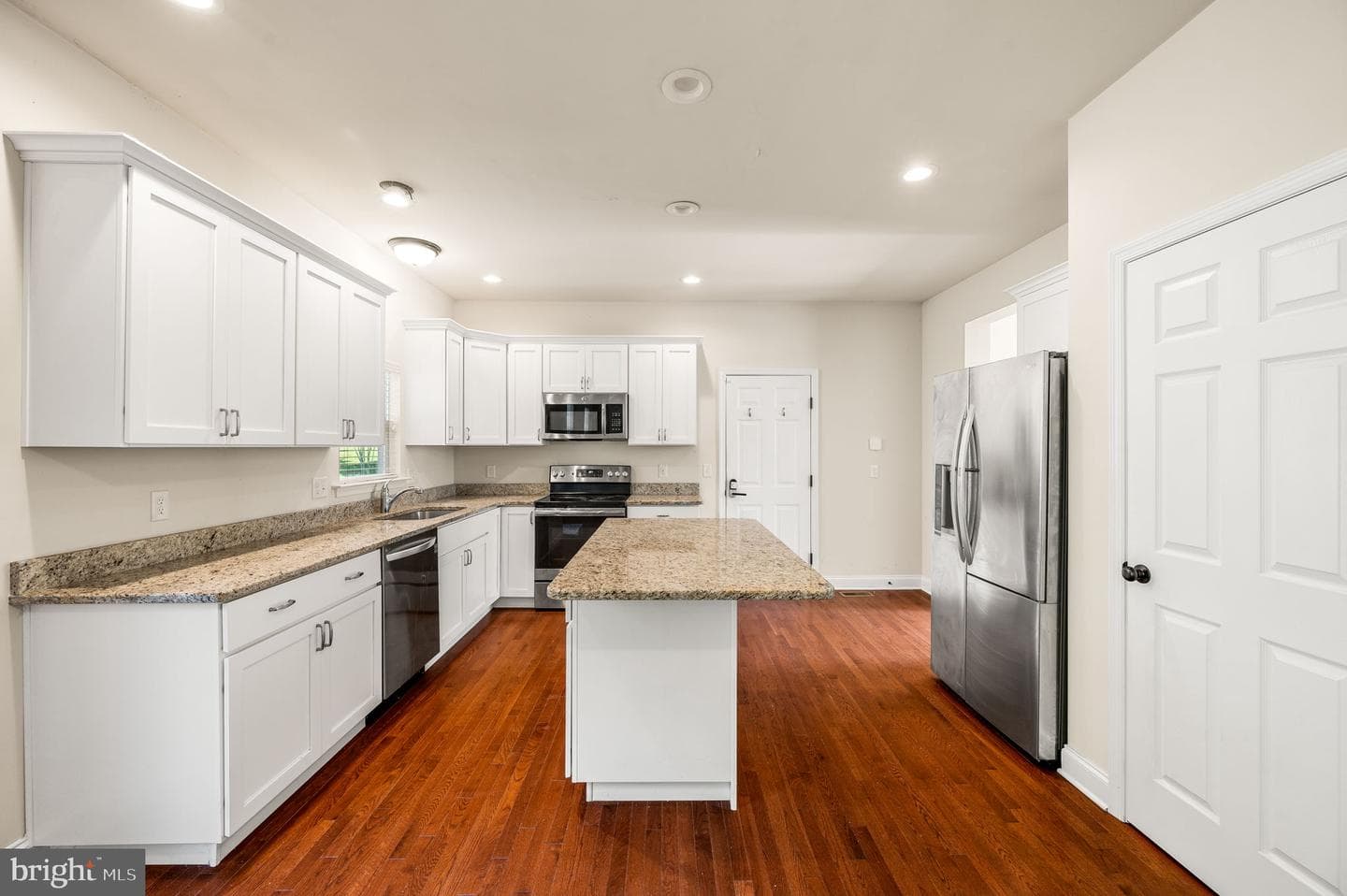 3121 Silbury Hill photo 9