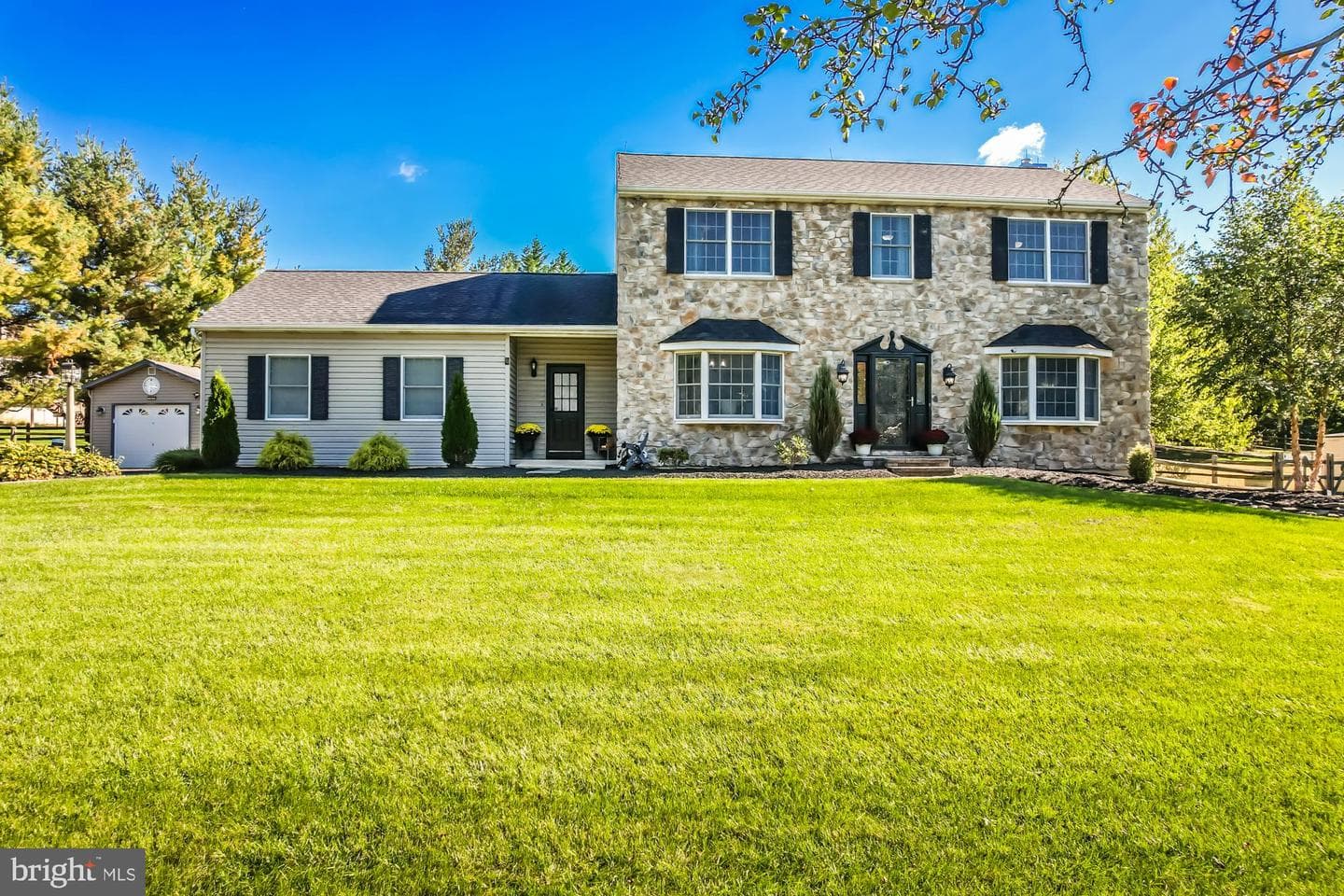 24 Ramblewood Drive