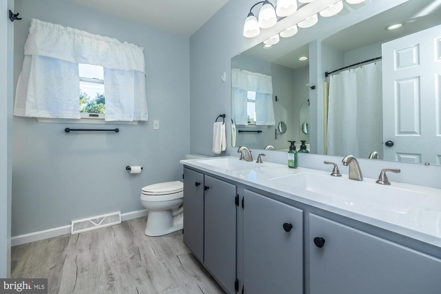 24 Ramblewood Drive photo 36