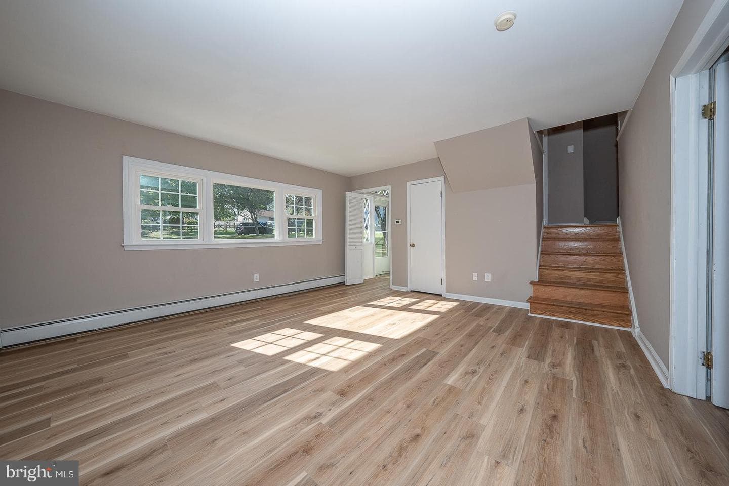 421 Penn Lane photo 18