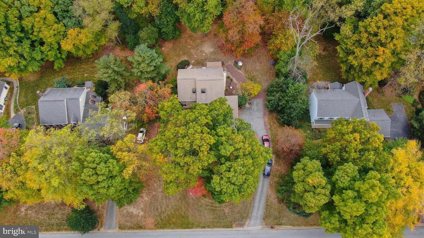 1527 Tanglewood Drive photo 31