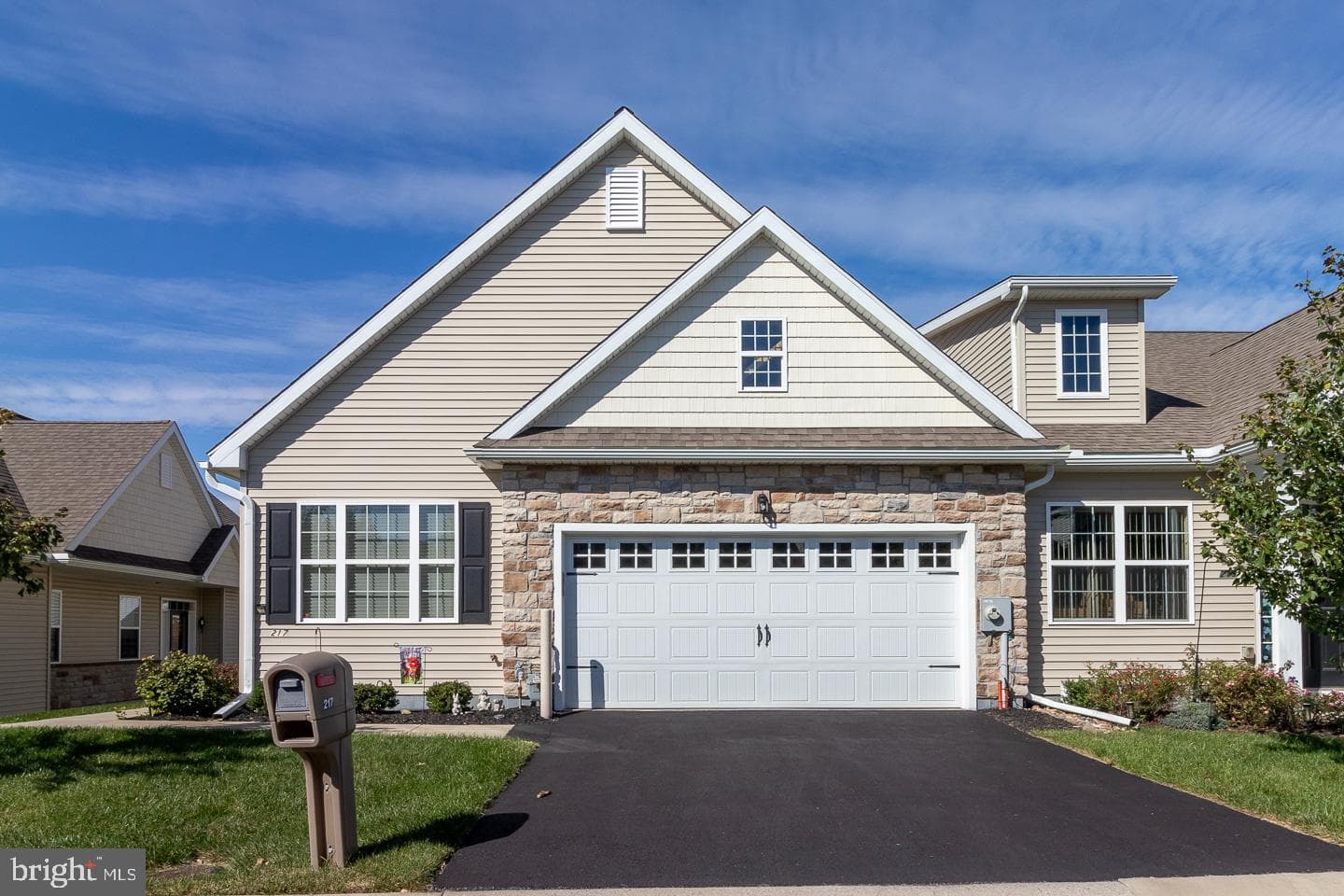 217 Rose View Drive photo 1