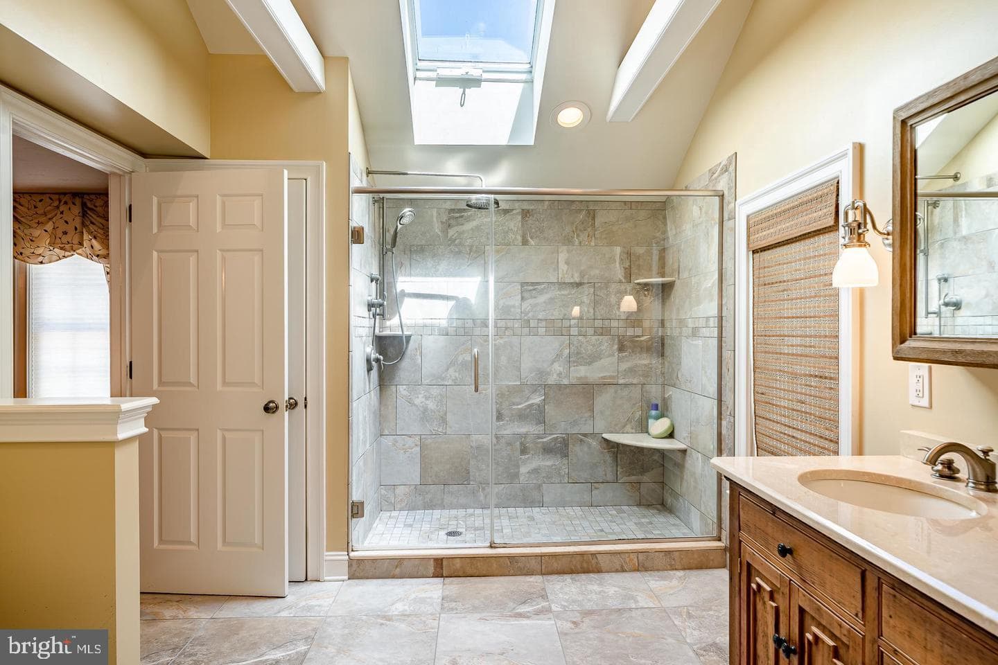 1321 Romig Road photo 14