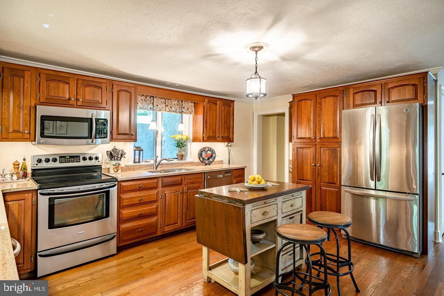 1321 Romig Road photo 9