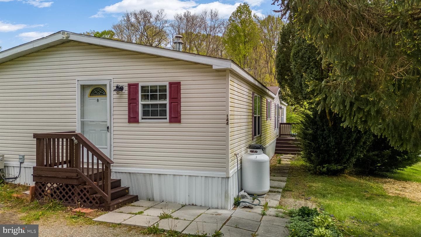 144 Glen Roy Road photo 21