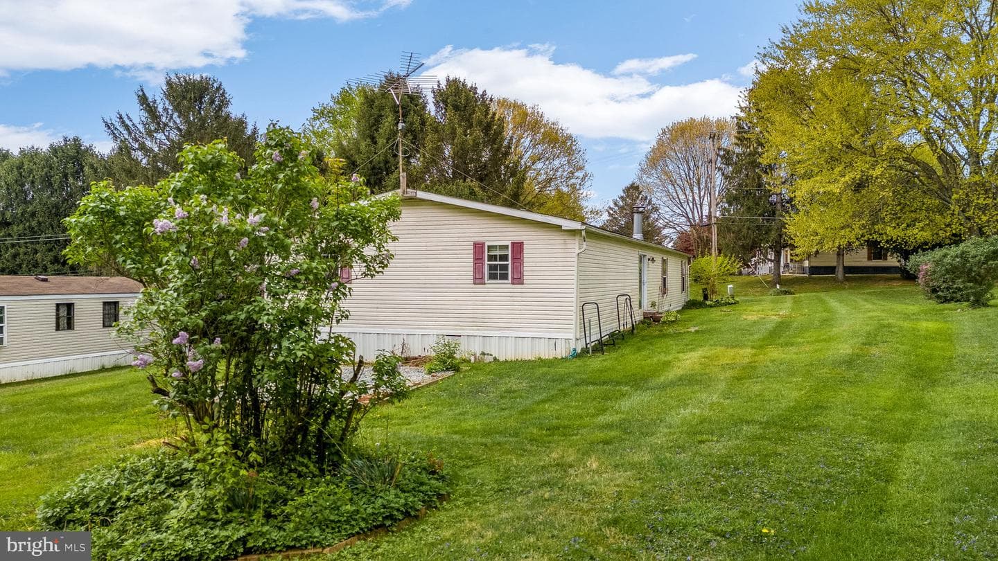 144 Glen Roy Road photo 23