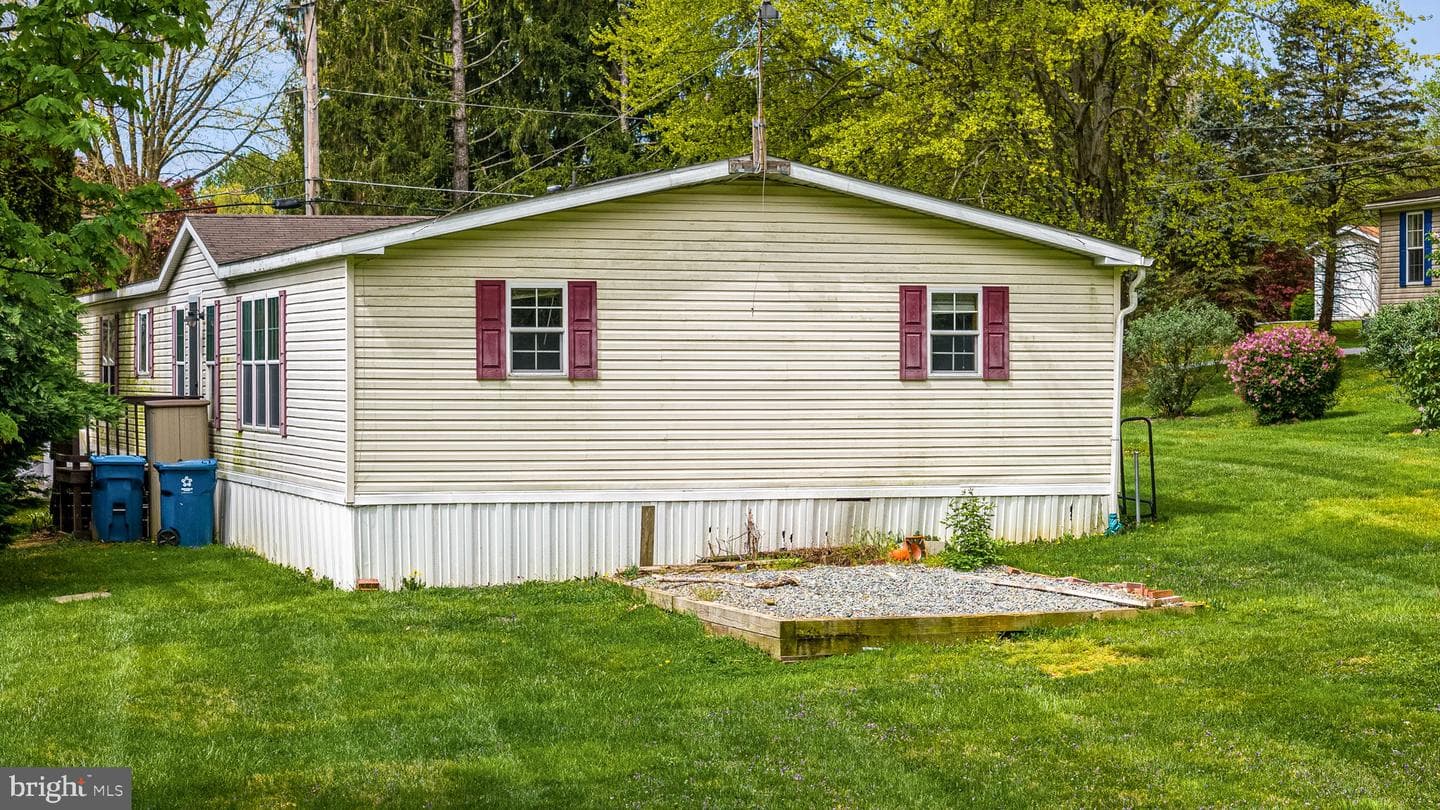 144 Glen Roy Road photo 25