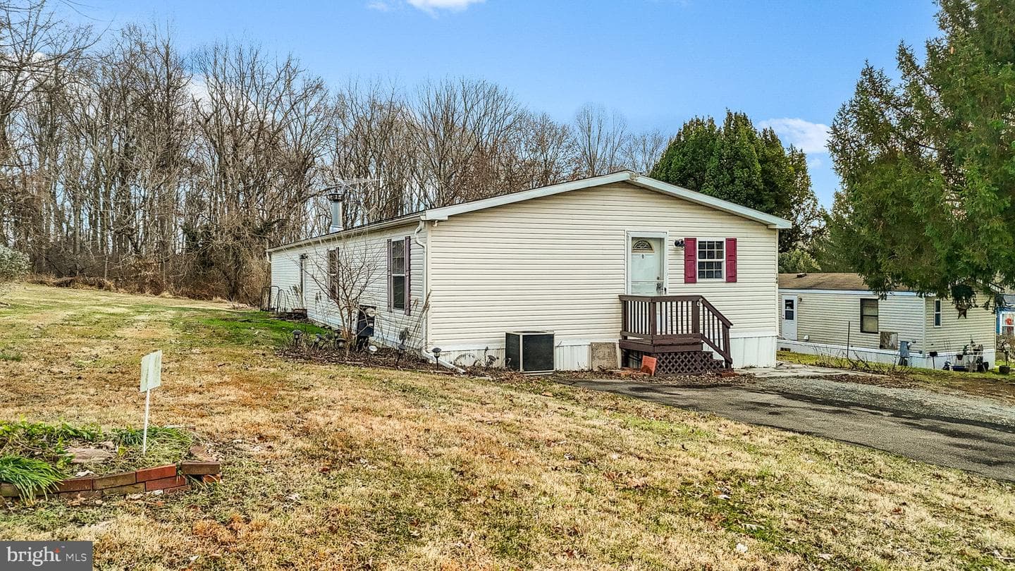 144 Glen Roy Road photo 32