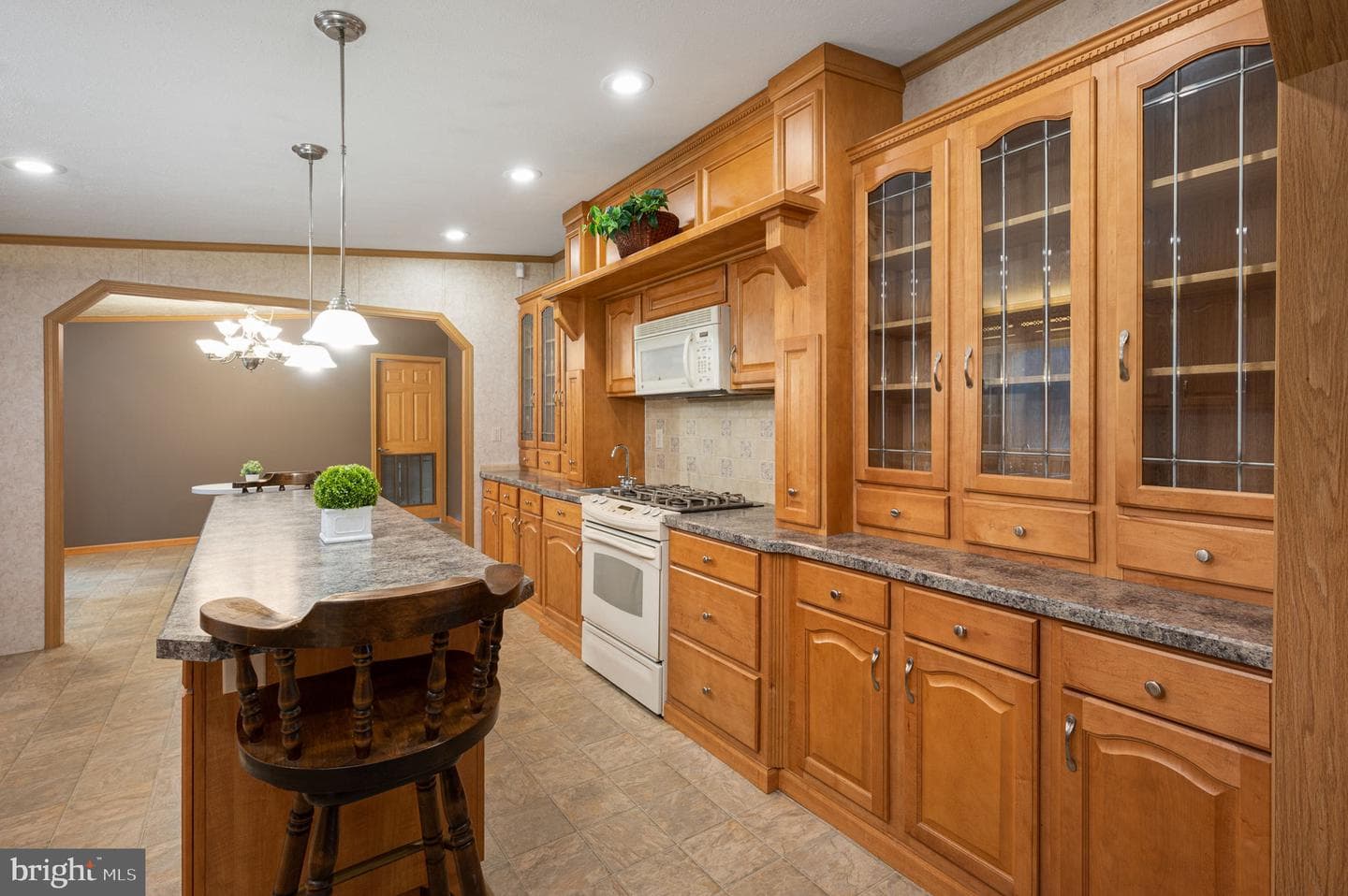 144 Glen Roy Road photo 4