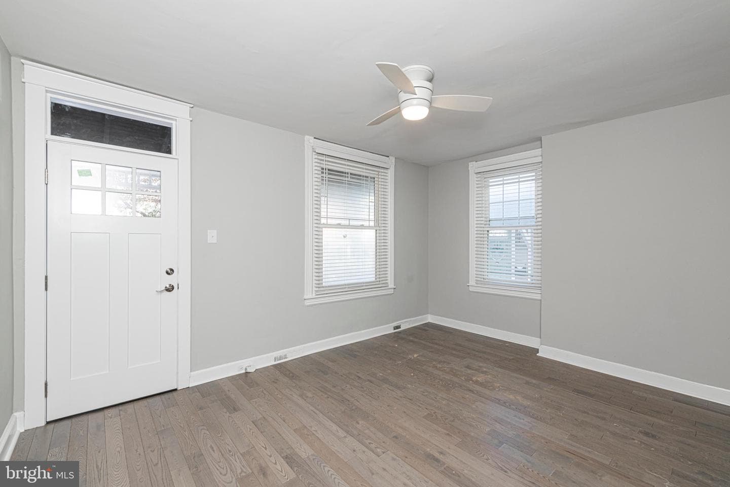 236 Morgan Street photo 3