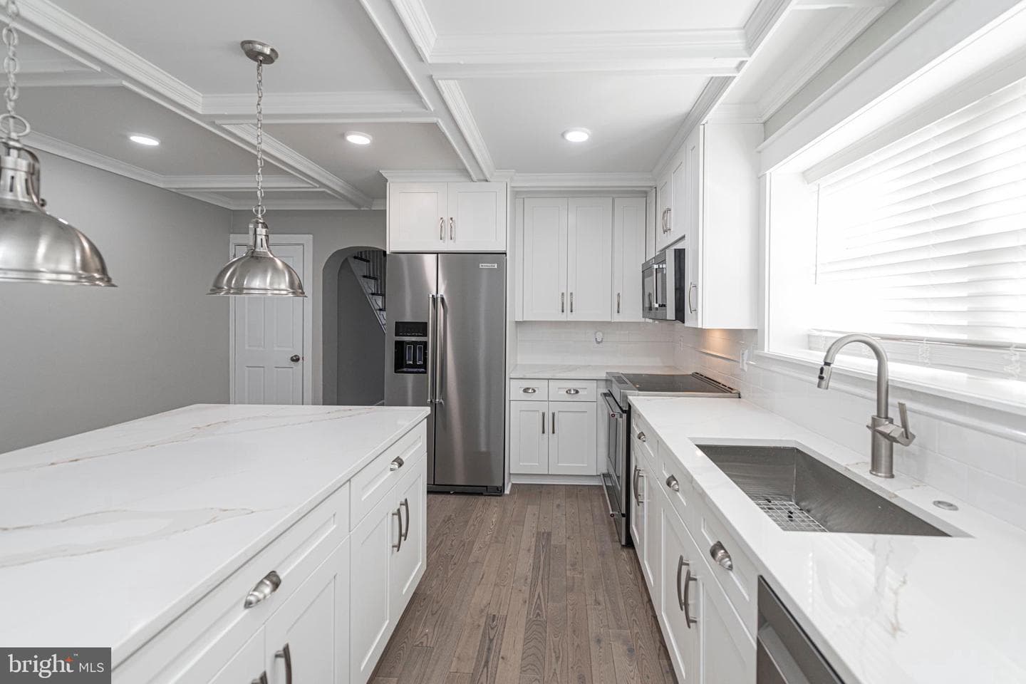 236 Morgan Street photo 8