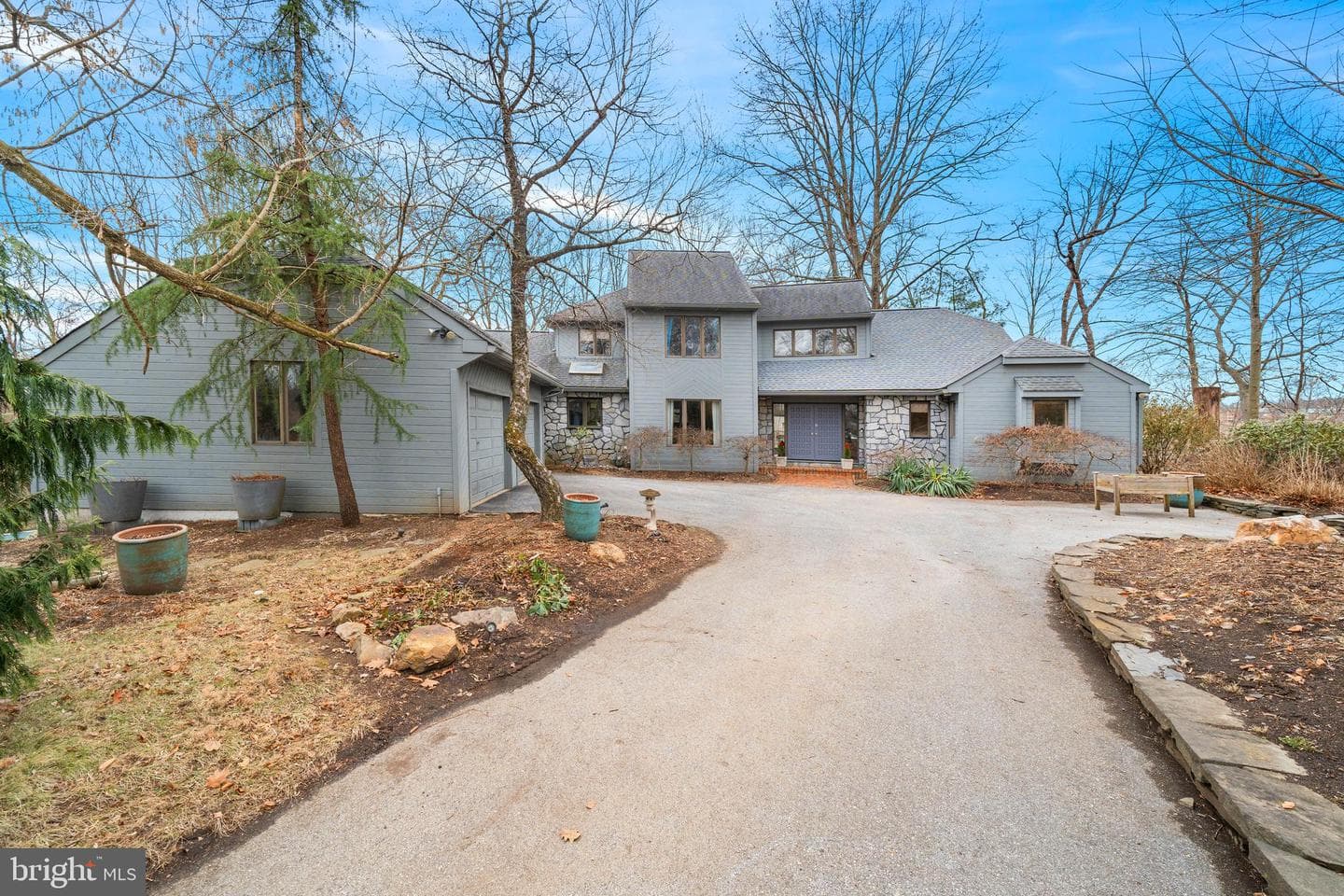 916 General Wayne Drive photo 1