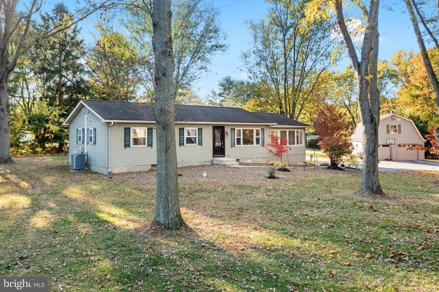 1138 Romansville Road photo 1