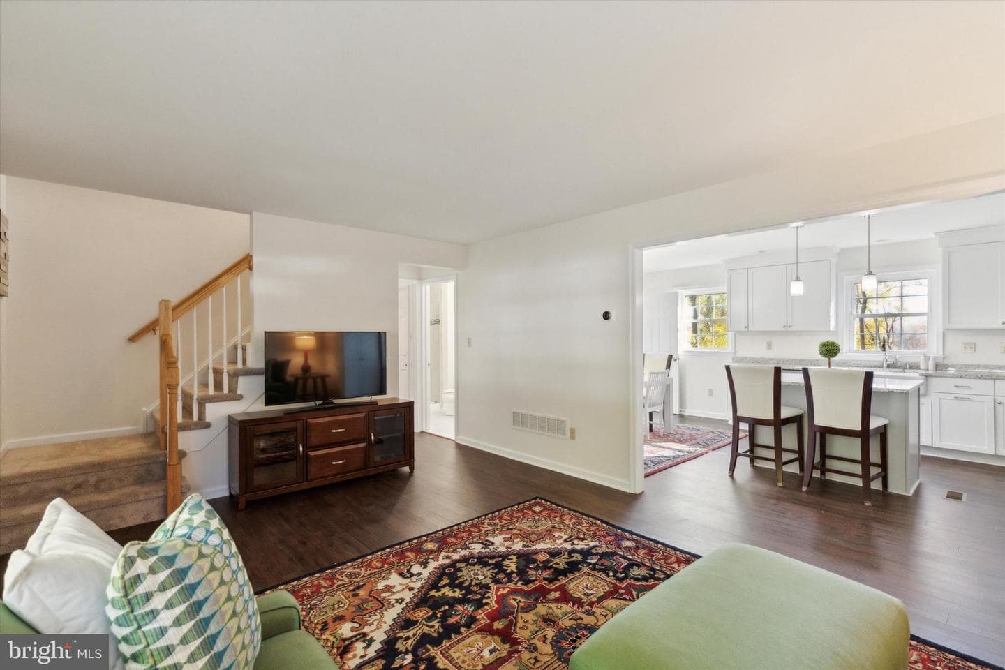 12 Glenview Lane photo 4