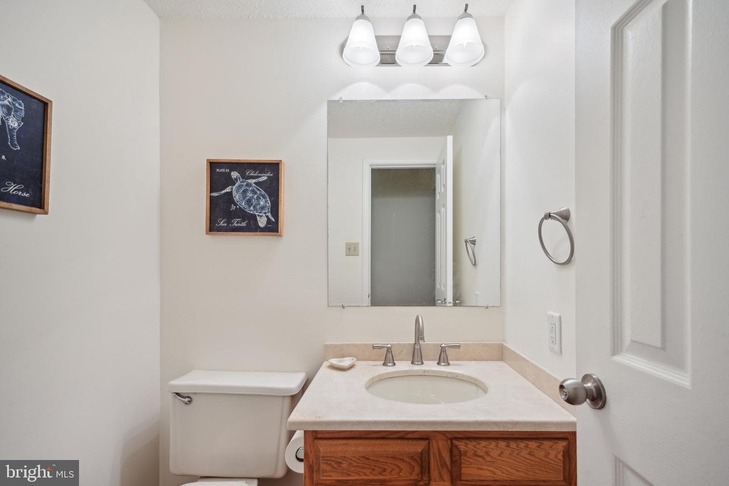 207 Katherine Lane photo 15