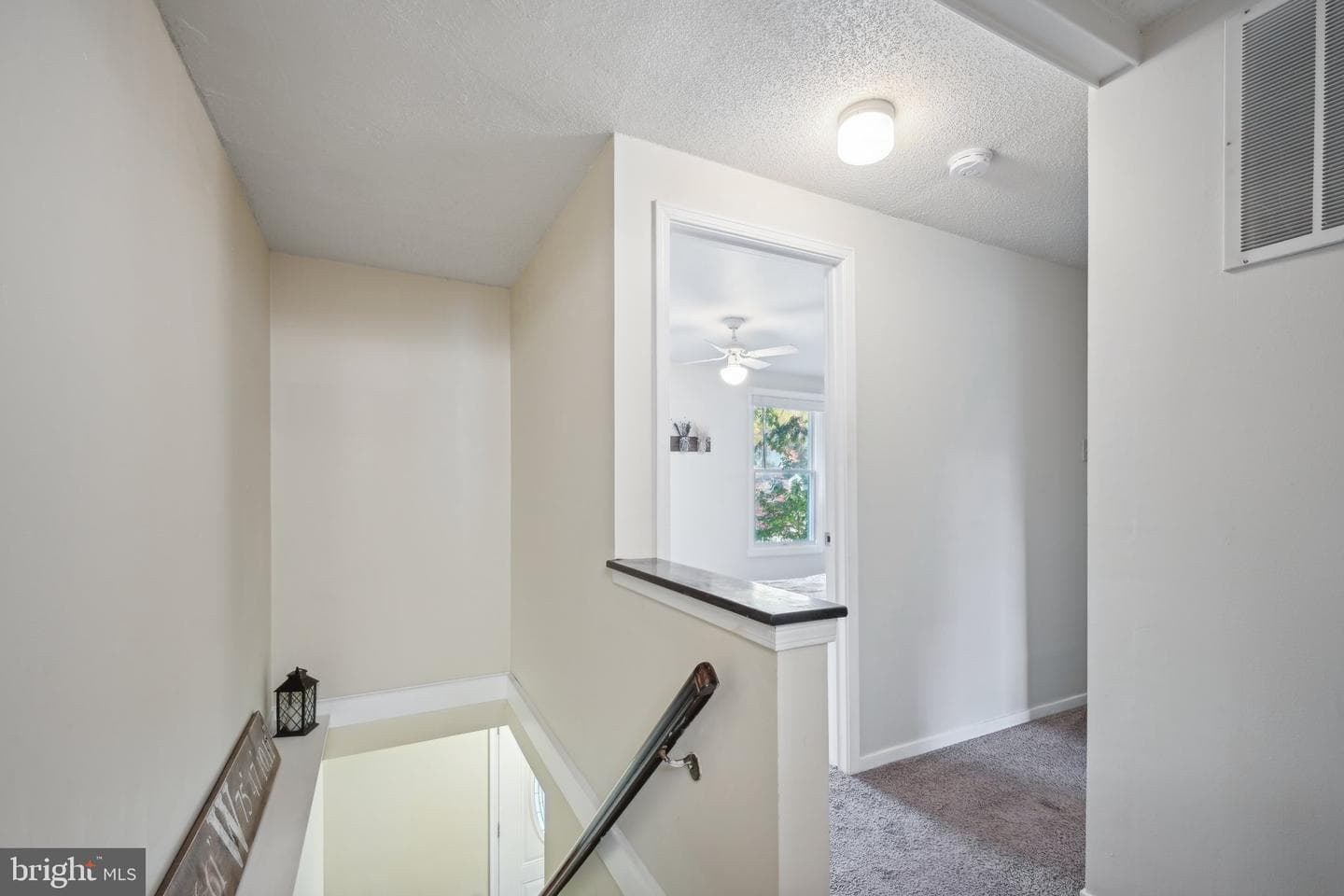 207 Katherine Lane photo 16