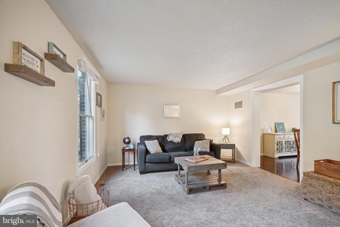 207 Katherine Lane photo 5