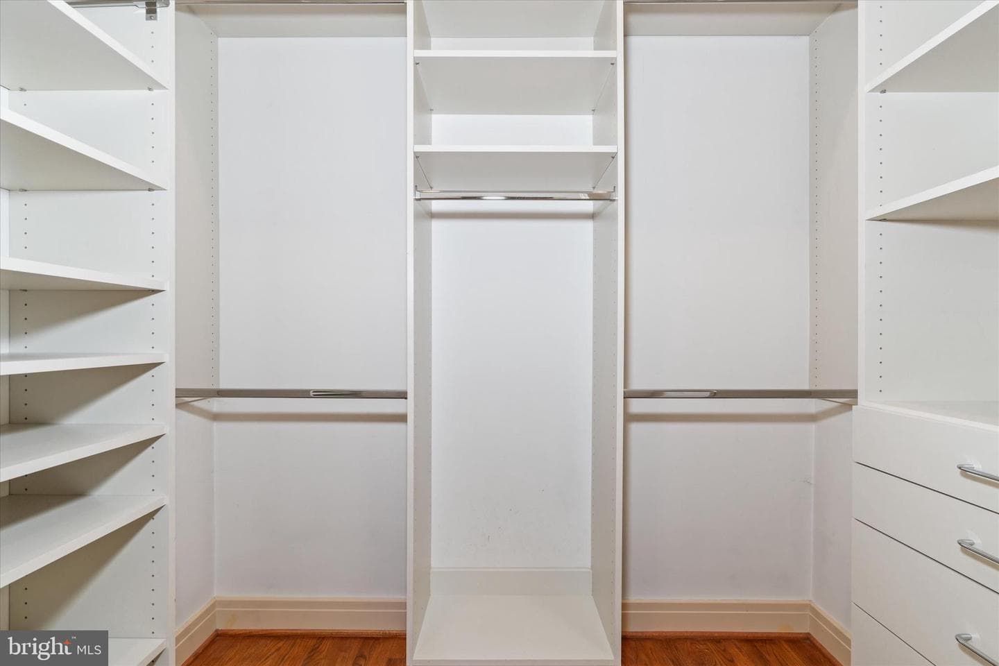 55 Raintree Road photo 16