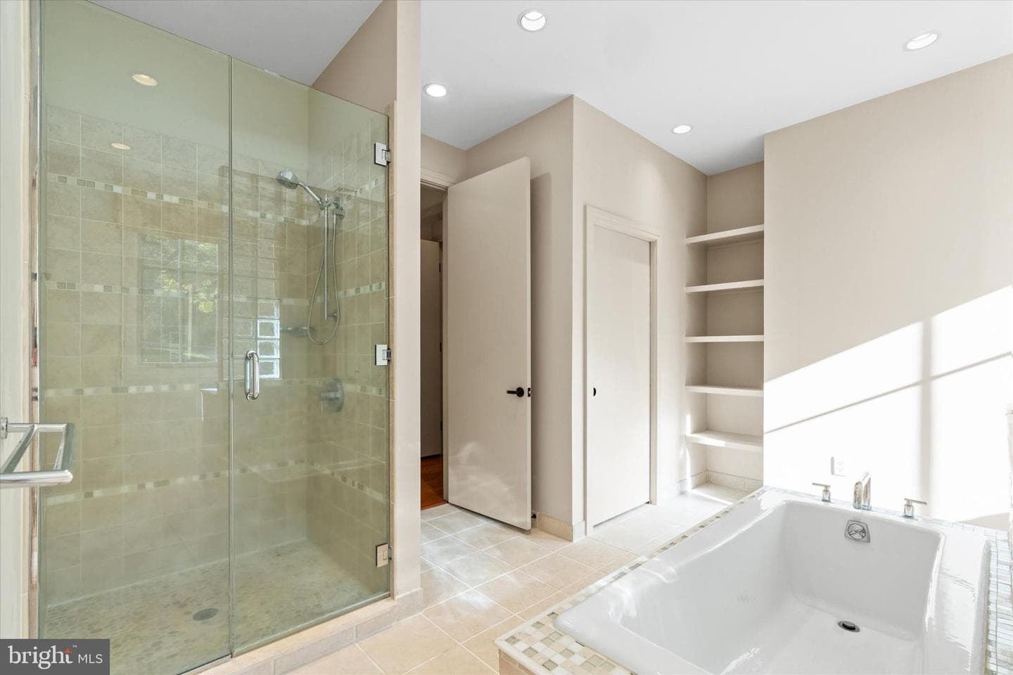 55 Raintree Road photo 21