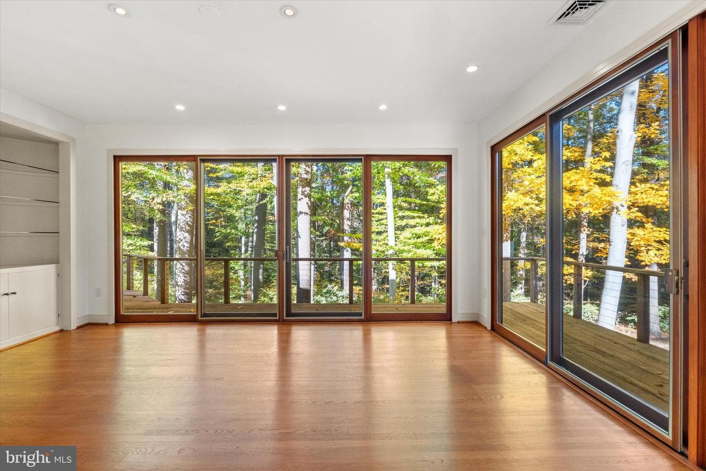 55 Raintree Road photo 25