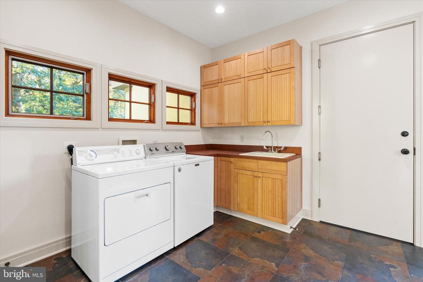 55 Raintree Road photo 36