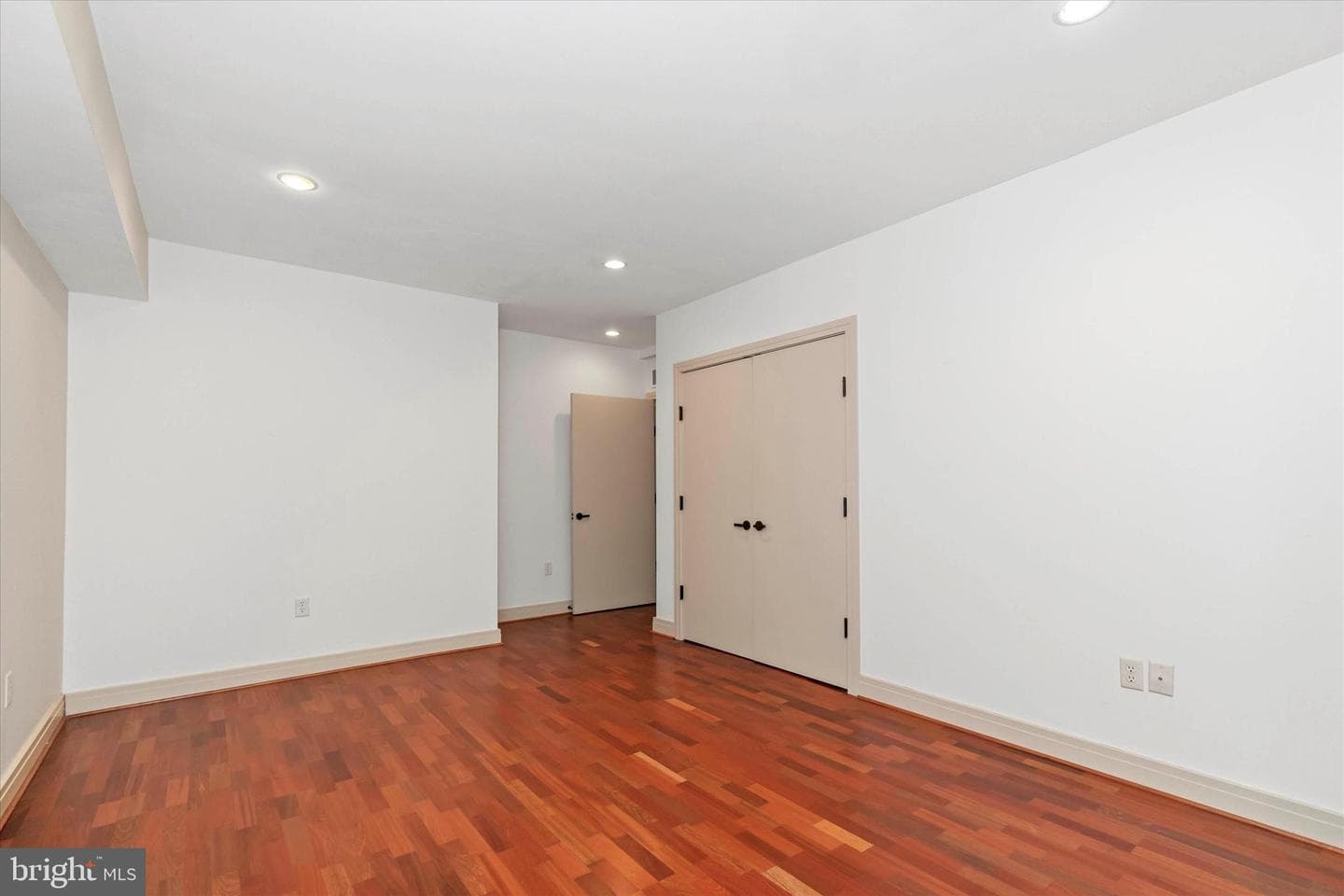 55 Raintree Road photo 48