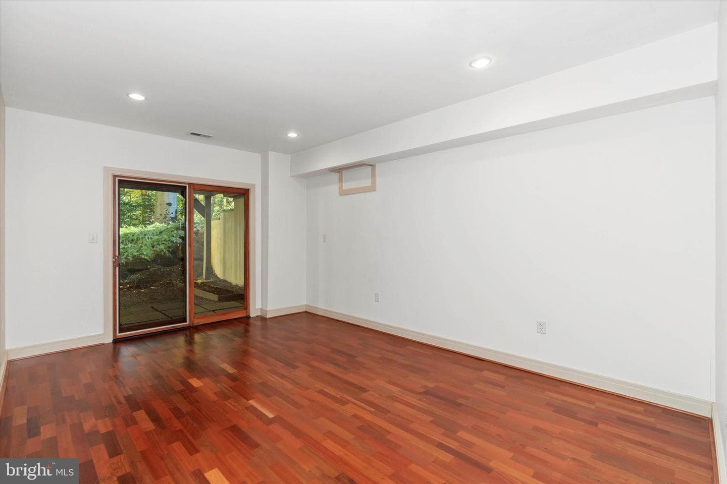 55 Raintree Road photo 49