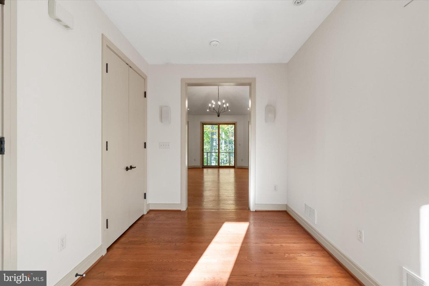 55 Raintree Road photo 5