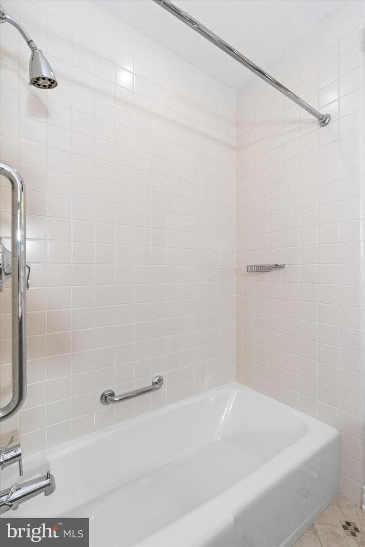 55 Raintree Road photo 51