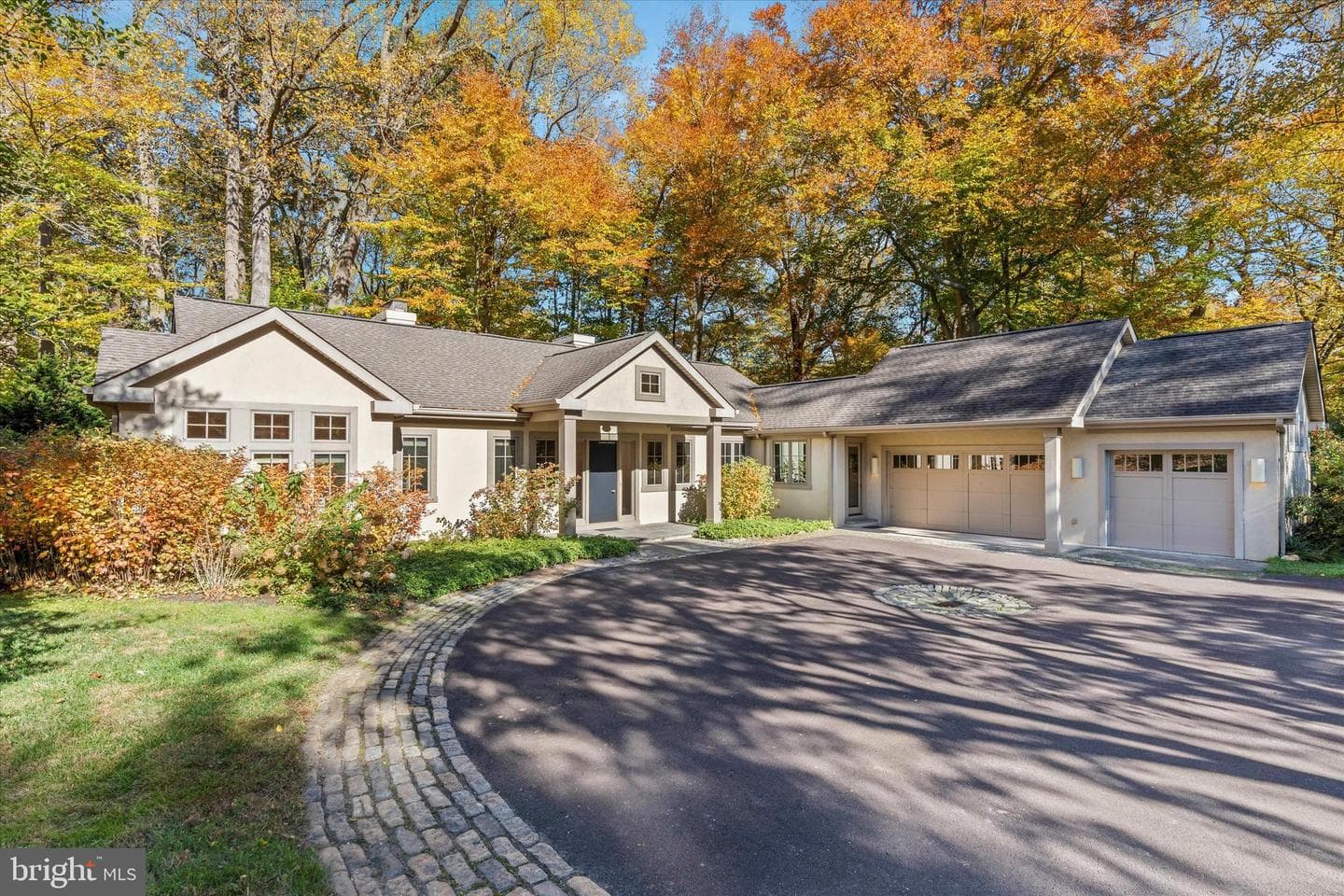 55 Raintree Road photo 58