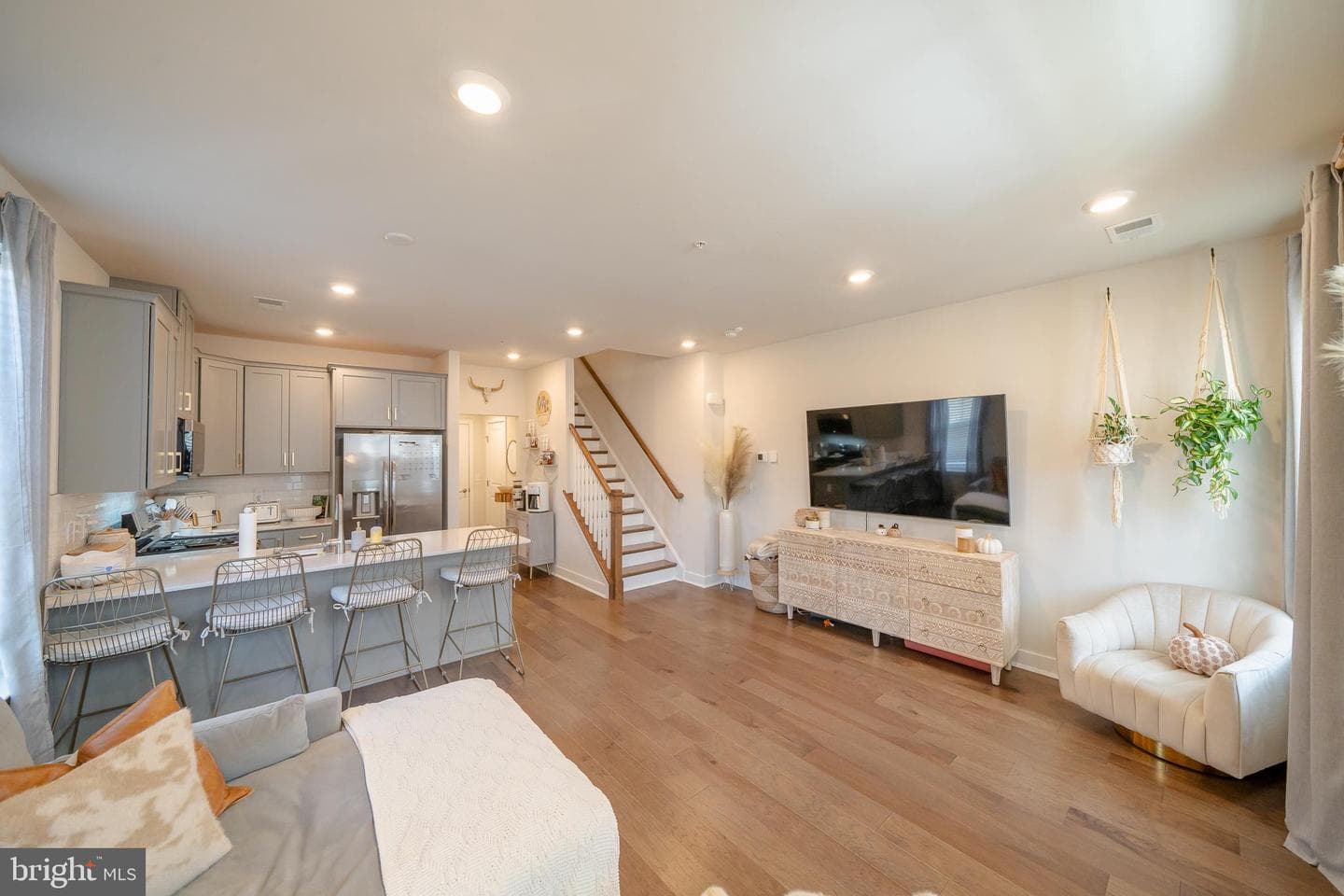 793 Ore Street photo 5
