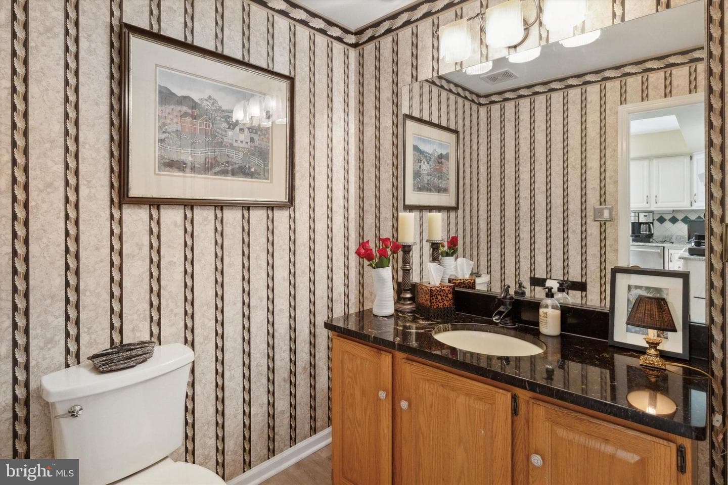 109 Scotts Glen Road photo 13