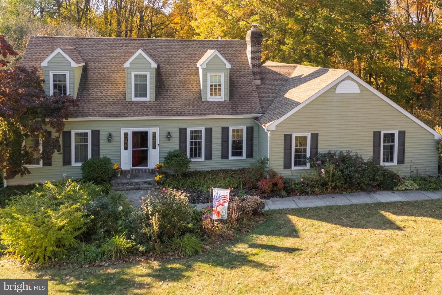 109 Scotts Glen Road photo 2