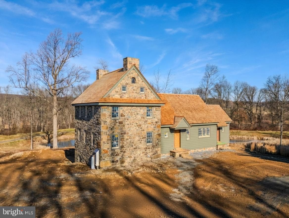 87 Brownstone Lane, Elverson