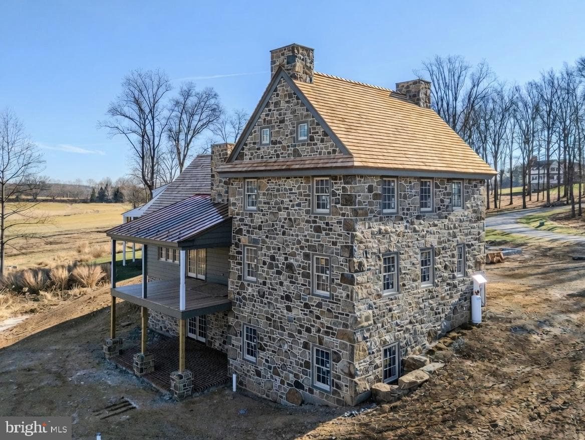 87 Brownstone Lane, Elverson
