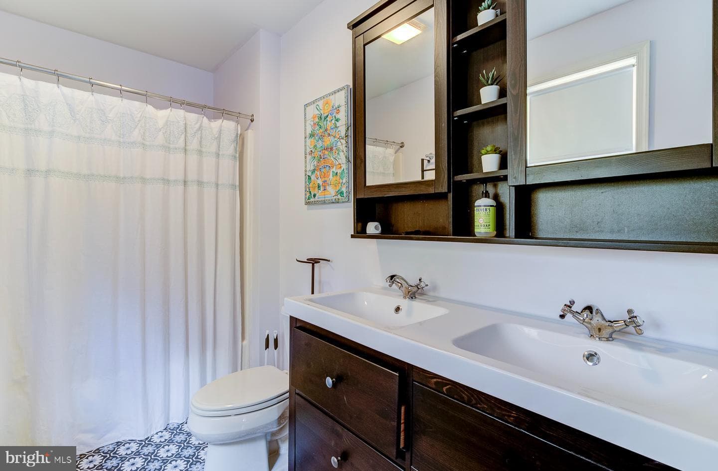 9 Deerpath Court photo 24