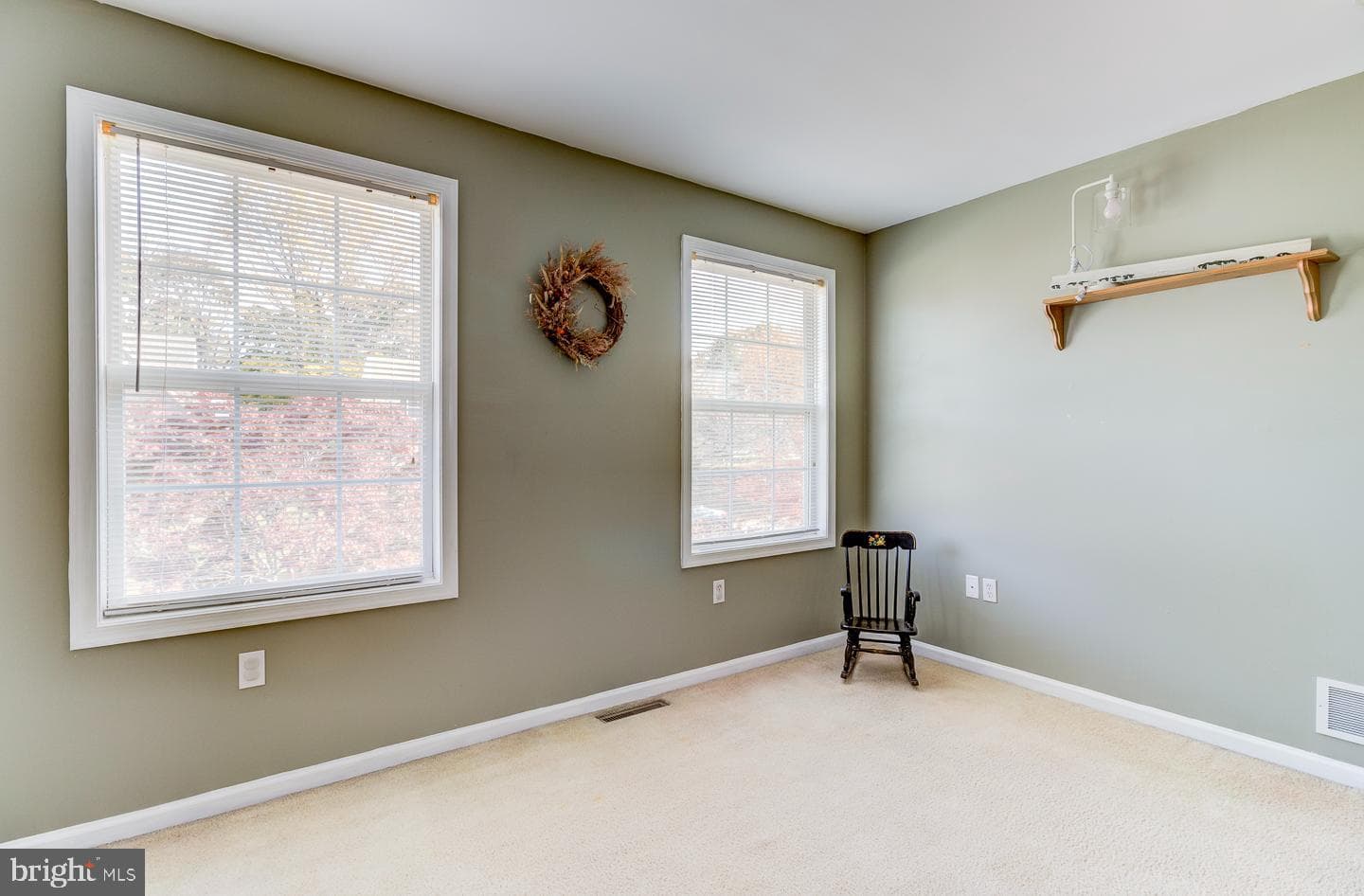 9 Deerpath Court photo 26