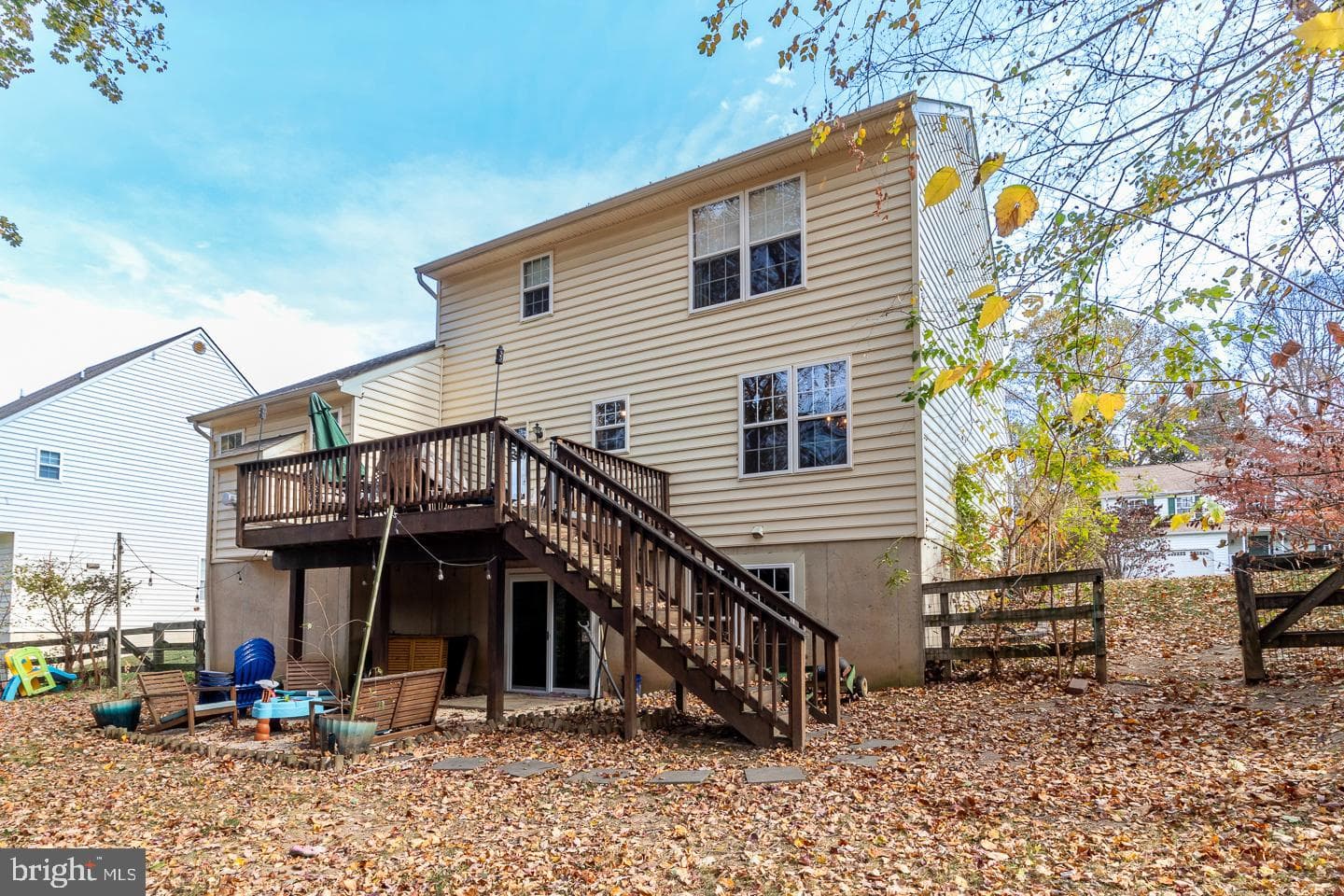 9 Deerpath Court photo 32
