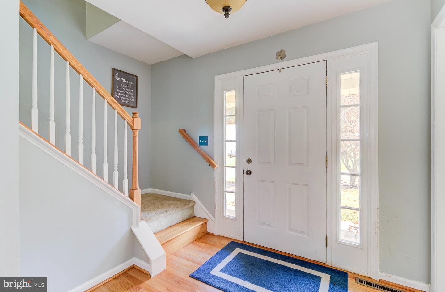 9 Deerpath Court photo 4