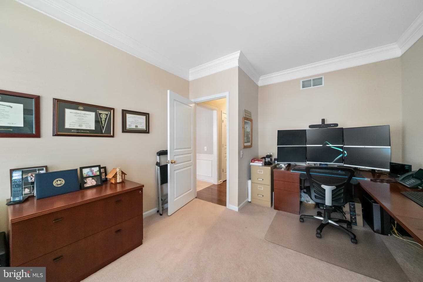 673 Churchill Road photo 13